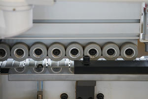 Système de finition des bords droits biseautés 783J, vitesse d'alimentation 23 m/min, joints étanches, scellement des bords du contreplaqué et du MDF - Product Image 4