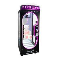 Vente chaude Leon Pink Date Prix Poupée Machine Garra Ciseaux Cadeau Coupe Jeu Caisse En Bois