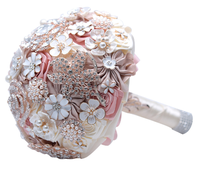 Bouquet de mariée artisanal de luxe en soie et satin, orné de perles et de cristaux, avec roses, pour mariage, remise de diplôme, Pâques, pour mariée et demoiselles d'honneur