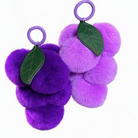 Pendentif en peluche mignon en forme de boule de raisin, en coton PP et polyester, poupée en peluche lavée, porte-clés en métal, accessoires de sac, ornement suspendu pour voiture, en gros