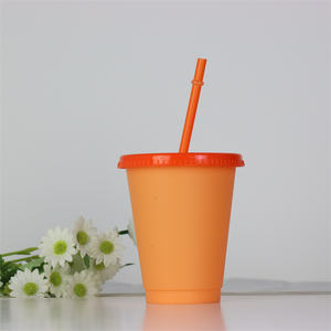 Gobelets en plastique jetables à paroi simple personnalisés pour thé au lait avec fonction de changement de couleur et impression numérique - Product Image 6