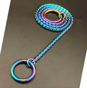 Neue Umweltfreundliche 316 Edelstahl Martingale Schwarze Hundeleine mit Schlangenkette und Nieten-Dekoration für Hunde & Kleintiere - Product Image 4