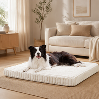 Tapis plat en fourrure de lapin pour animaux de compagnie, matelassé à cannelures, ultra doux, antidérapant, amovible et lavable pour chiens et chats de toutes races