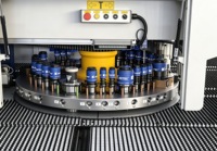 Presse à poinçonner mécanique Dontzer avec moteur à roulement haute précision pour le poinçonnage et l'estampage de tôles, fabrication de petites séries de pièces métalliques