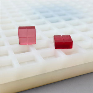 Moldes de Silicona Hechos a Mano por <span class=keywords><strong>Nicole</strong></span> Hump, con Múltiples Cavidades, para Máquinas Depositadoras de Chocolate, Gomitas y Dulces - Product Image 5