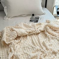 Couverture jetable en flanelle polaire de luxe personnalisée couleur unie super douce en peluche chaude et confortable pour canapé King Size pour lit canapé chaise