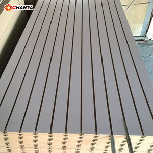 Pannello di <span class=keywords><strong>compensato</strong></span> di pino scanalato da 9mm e 18mm, trattato, per uso commerciale, prodotto <span class=keywords><strong>in</strong></span> Cina - Product Image 2