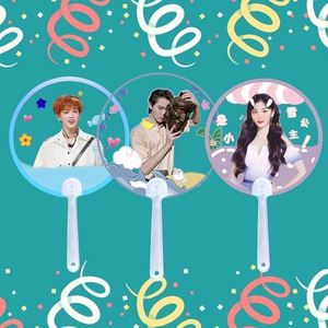 Abanico Plegable de PVC Personalizado para Comercio Exterior, Regalo Promocional con Temática de Estrellas, Personajes de Anime y Ídolos de Kpop - Product Image 2