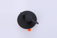 Ensemble de robinet de salle de bain carré moderne douche de plafond en acier inoxydable avec jet doux armoire en laiton robinet de baignoire douche