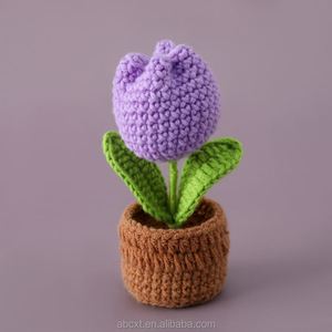 Planta de Tulipán Tejida a Crochet en Maceta, Decoración para el Hogar y Hotel, Regalo para Graduación, Día del Padre, Día de la Madre, Navidad, Halloween - Product Image 3
