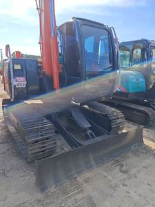 Excavadora usada de alto rendimiento Hitachi ZX70 de 7 toneladas, miniexcavadora de cadenas usada con pocas horas de trabajo, en stock. - Product Image 3