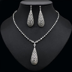 HIBRIDE新款全微型铺路锆石水晶2PCS女新娘饰品套装长项链耳环套装派对礼品N-171 - Product Image 1