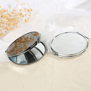 Valentijnsdagcadeau Eenvoudige metalen handgemaakte cosmetische spiegel Lege kleine spiegel Opvouwbare ronde metalen spiegel Reiscosmetisch cadeau - Product Image 6