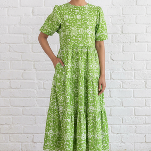 Robe midi à manches courtes à imprimé floral vert, col à volants, coupe ample, décontractée, été, robe pour femmes avec poches, élégante - Product Image 1
