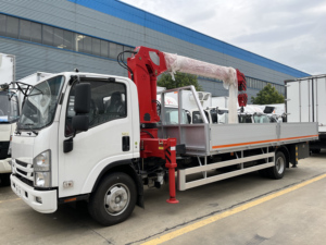 Grue télescopique montée sur camion avec benne de chargement en aluminium léger à côtés rabattables - Product Image 2