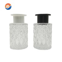 Diffuseur de parfum d'ambiance en verre cylindrique gaufré de haute qualité avec bouchon couronne et bâtonnets diffuseurs