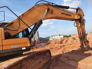 Excavatrice sur chenilles multifonctionnelle d'origine coréenne d'occasion Hyundai HX220HD Moteur Yanmar Haute efficacité Bon roulement de pompe - Product Image 5