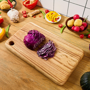 Planche à découper en bois <span class=keywords><strong>de</strong></span> <span class=keywords><strong>camphre</strong></span> en gros d'usine Planche à découper maison en bois massif planche à fromage - Product Image 4