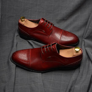 Chaussures en cuir imperméables d'automne de mariage d'affaires de style Oxford faites à la main de haute qualité pour hommes avec lacets en cuir - Product Image 4
