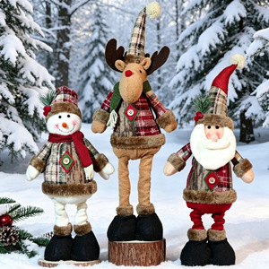 Figurines de Noël rétractables en peluche : Père Noël, Bonhomme de neige, Renne – Ornements de table ou de fenêtre en tissu écossais - Product Image 2