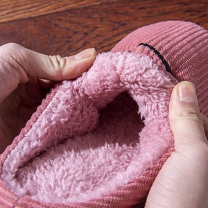 Pantuflas de gamuza para personas mayores, de otoño, para uso doméstico, con suela de TPR, cálidas, suaves, antideslizantes, con costuras duraderas, de una pieza, para hombre y mujer. - Product Image 3