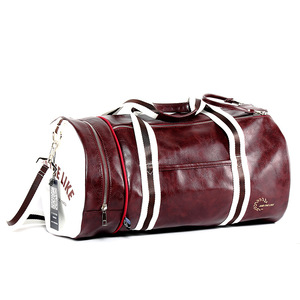 Vente en gros <span class=keywords><strong>de</strong></span> nouveau <span class=keywords><strong>sac</strong></span> <span class=keywords><strong>de</strong></span> messager d'entraînement portable pour hommes et femmes <span class=keywords><strong>de</strong></span> style européen américain Offre Spéciale <span class=keywords><strong>sac</strong></span> <span class=keywords><strong>de</strong></span> voyage <span class=keywords><strong>de</strong></span> <span class=keywords><strong>sport</strong></span> en polyester - Product Image 2