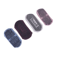 DESIGN & MOCKUP GRATUIT Chaussette de yoga personnalisée de couleur unie pour femmes Chaussette de pilates antidérapante Chaussettes de yoga fitness personnalisées