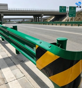 Barandilla de Seguridad para Carreteras, Barra de Acero Flexible en Forma de W, Barrera Anticollisiones, Uso en el Mercado de Singapur, Barandilla de Carretera Galvanizada en Caliente - Product Image 4