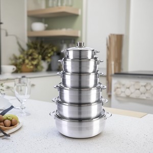 Ensemble de 12 calderos en <span class=keywords><strong>aluminium</strong></span> moulé sous pression de conception traditionnelle avec couvercle en <span class=keywords><strong>aluminium</strong></span> <span class=keywords><strong>ou</strong></span> en verre - Product Image 1