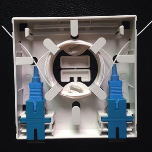 <span class=keywords><strong>2</strong></span> lõi mini trong nhà treo tường FTTH hộp 86 loại gắn tấm với <span class=keywords><strong>2</strong></span> cổng sợi quang thiết bị đầu cuối và quang faceplate - Product Image 4