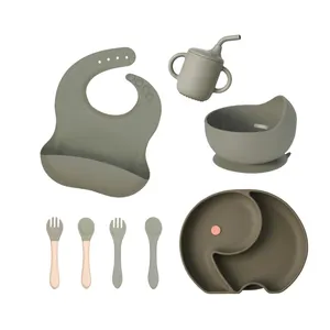 Modern Design Silicone Tableware Set for Baby Including Plate and Spoons for Feeding and Dinner for Any Occasion