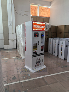 Machine d'échange automatique de pièces personnalisée pour centres de jeux La machine à pièces Laudtry convertit les factures en jetons ou pièces de monnaie - Product Image 4