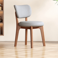 Chaise de salle à manger élégante de style nordique, silencieuse, avec revêtement en cuir souple, installation amovible, structure en bois massif pour la salle à manger à domicile