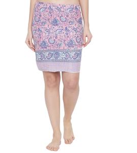 Sarong en coton imprimé à la main Prism Pink pour femmes, léger, idéal pour la plage et les vacances d'été - Product Image 1