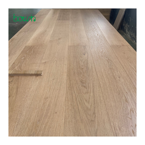 Pavimento in Legno di Quercia Ingegnerizzato con Superficie Spazzolata Profonda e Verniciatura UV, Grado ABCD, <span class=keywords><strong>Parquet</strong></span> Multistrato in Stile Moderno - Product Image 1