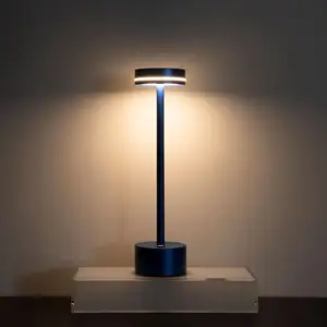Lámparas Led de mesa de alta calidad, recargable por Usb, inalámbrico, táctil, 2W, SMD, China