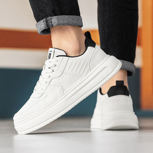 Nouvelle Arrivée 2026 – Baskets Classiques Blanches pour Hommes, Tendance, Polyvalentes, à Semelle Épaisse et Amortissante, Chaussures Décontractées pour la Marche - Product Image 1