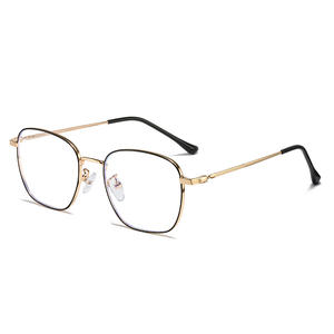 Montures de lunettes rectangulaires en métal unisexes anti-lumière bleue YC6805 F3, taille moyenne, verres plats pour étudiants et usage quotidien - Product Image 3