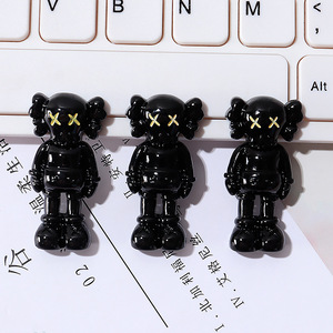 ฟิกเกอร์ Kaws Companion EVA สีเทาขาว รูปทรงสี่เหลี่ยมผืนผ้า ของตกแต่งงานฝีมือ อุปกรณ์เสริมโทรศัพท์มือถือ - Product Image 4