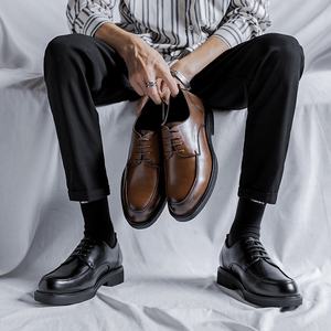 Zapatos formales <span class=keywords><strong>de</strong></span> punta ancha para hombre <span class=keywords><strong>Ropa</strong></span> <span class=keywords><strong>de</strong></span> <span class=keywords><strong>trabajo</strong></span> formal informal británica Zapatos <span class=keywords><strong>de</strong></span> cuero <span class=keywords><strong>de</strong></span> negocios - Product Image 1