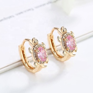 Pendientes de Aro de Moda para Mujer con Diamantes CZ de Zirconia, Joyería con Diseño de Animales, Venta al por Mayor de Fábrica Hengdian - Product Image 4