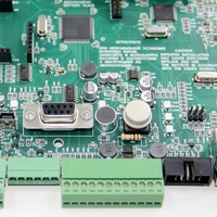 Fournisseur de composants électroniques OEM pour la fabrication d'assemblages de circuits imprimés (PCB) et de circuits imprimés assemblés (PCBA), proposant des circuits imprimés rigides-flexibles à 22 couches avec surface ENIG