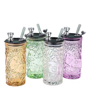Botella de vidrio para beber de oso pequeño colorido transparente de lujo a la moda de 350ml con tapa para agua de soda - Product Image 6