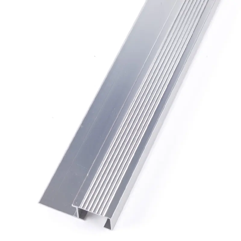 Foshan FSF-moldura de aluminio antideslizante para escalón de escalera, perfil de aluminio de protección de borde plateado brillante
