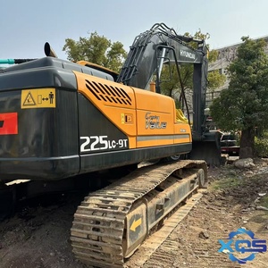 Excavadora Hyundai 225LC-9T Usada en Corea, 22 Toneladas de Peso Operativo, Motor Cummins, Rodamientos, Caja de Cambios, PLC, Modelo 2021 en Stock - Product Image 1