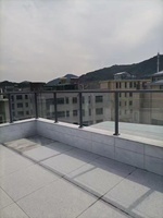Balustrade en verre sans cadre en acier inoxydable et aluminium avec rail en U personnalisé à faire soi-même pour piscine extérieure, escalier, villa