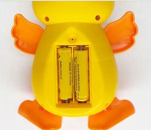 Dispensador de agua de pato, juguete promocional barato, plástico, otros juegos de imitación para niños - Product Image 4