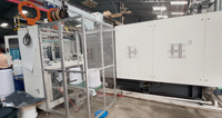 Machine de moulage par injection plastique à double plateau ZHENHUA 520T pour la fabrication de seaux, de barils et de fûts de lubrification/huile/peinture de 25L et 28L