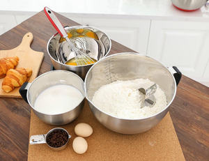 Venta al por mayor en Stock Juego de cuencos para mezclar con tapa Cocina Tazón para mezclar ensaladas de acero inoxidable con asa - Product Image 2