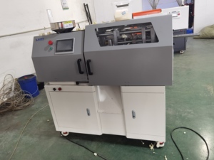 Laboratuvar kullanımı küçük boyutlu plastik enjeksiyon makinesi XPM-12-X çekme testi küçük örnek üretim enjeksiyon makinesi - Product Image 3